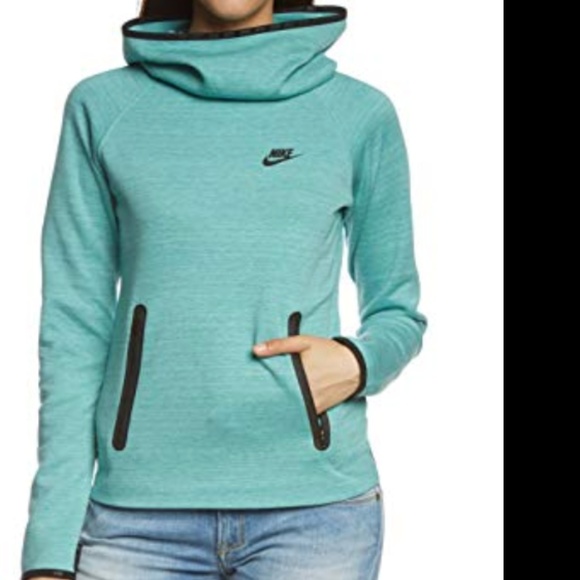 nike tech fleece funnel